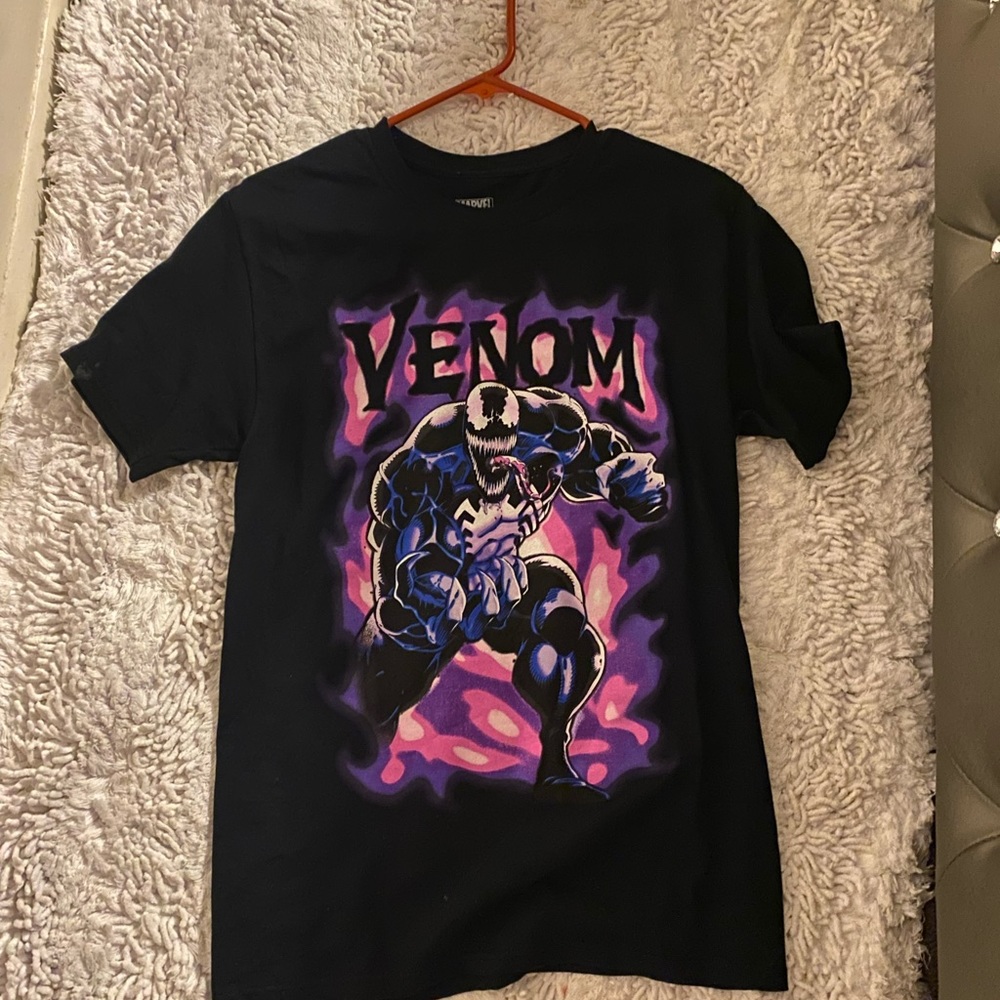 Venom Graphic Tee